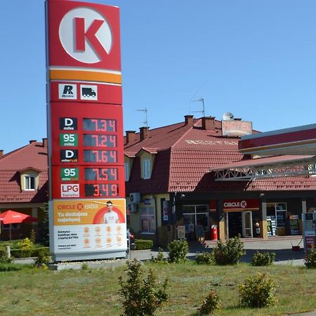 Hotel I Restauracja Jaskolka Alojzow 외부 사진
